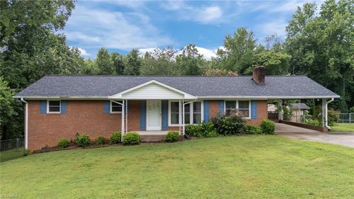 119 Holiday Dr, Lexington, NC, 27295-1018 | Card Image