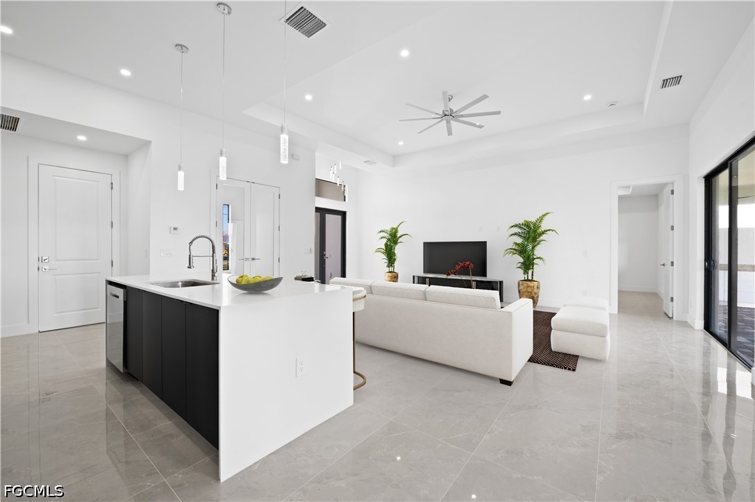 Residential Lease in Cape Coral 5