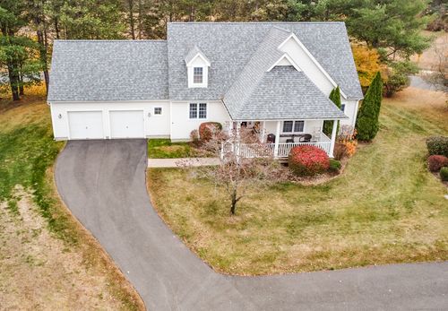 145-145 Morning Glory Ct, Windsor, CT, 06095-4722 | Card Image