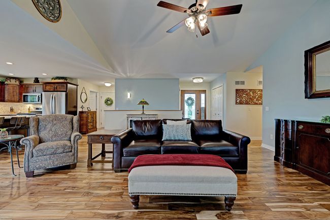 679 Pheasant Ridge Dr, House other with 3 bedrooms, 3 bathrooms and null parking in Ortonville MI | Image 9