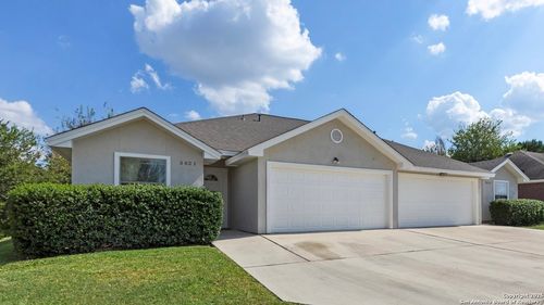 3021/3023 Douglas Fir, New Braunfels, TX, 78130 | Card Image