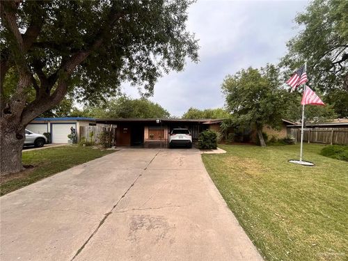 1647 Hamilton St, Harlingen, TX, 78550-8270 | Card Image
