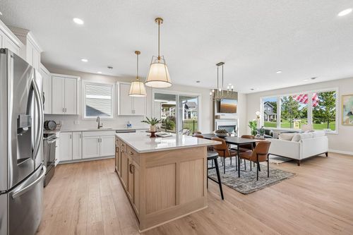 19111 Cloverleaf Way, Farmington, MN, 55024-1822 | Card Image