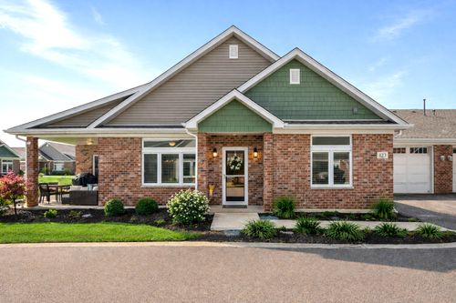 423-423 Stearn Dr, Genoa, IL, 60135-1454 | Card Image