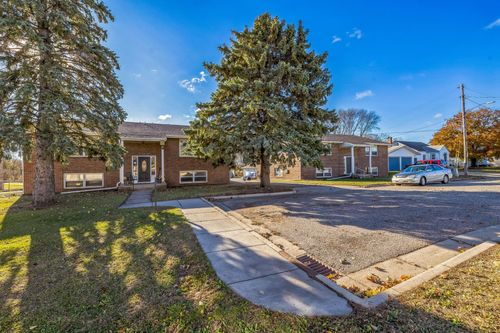 190 Cleveland Ave, Green Isle, MN, 55338-2211 | Card Image