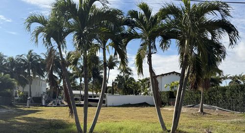 808 Ne Bay Cove St, Boca Raton, FL, 33487-1750 | Card Image