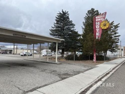 340 6th St, Elko, NV, 89801-3712 | Card Image