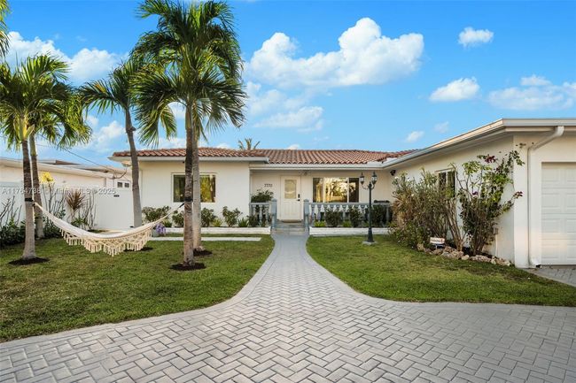7770 Hawthorne Ave, House other with 4 bedrooms, 3 bathrooms and null parking in Miami Beach FL | Image 9