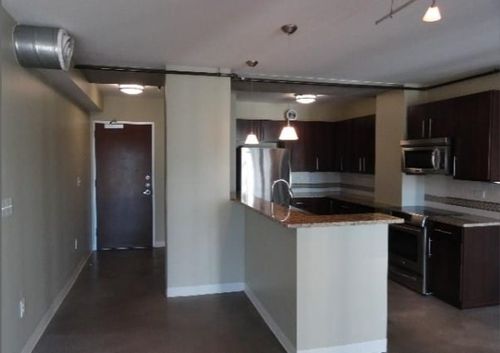 unit-1006-800 Brazos St, Austin, TX, 78701-2550 | Card Image