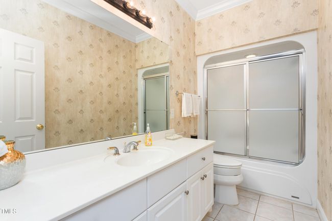 Hall bath | Image 33