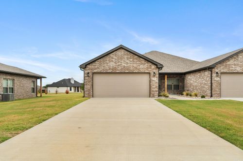 370 Turnberry Ct, Mountain Home, AR, 72653-4564 | Card Image