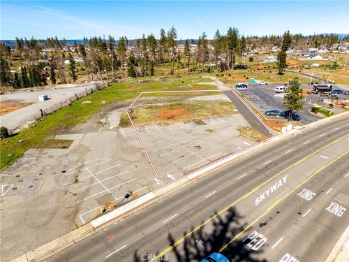 7067 Skyway, Paradise, CA, 95969-3958 | Card Image
