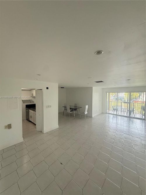 apt-332-15470 Sw 82nd Ln, Miami, FL, 33193-1251 | Card Image