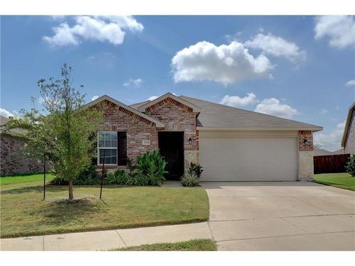 702 Underhill Dr, Arlington, TX, 76002-5063 | Card Image