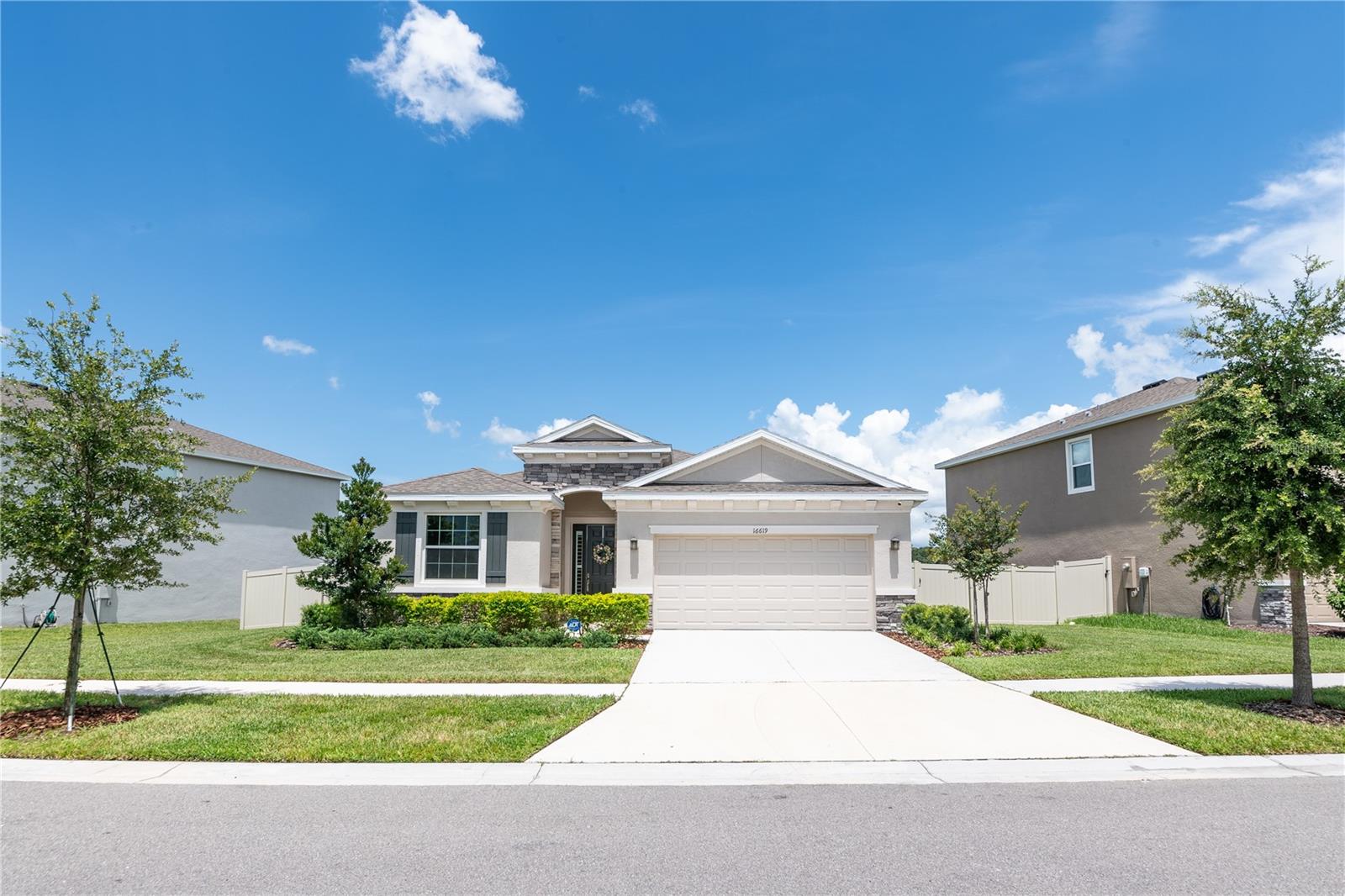 Mooner Plank Cir, Wimauma, FL 33598