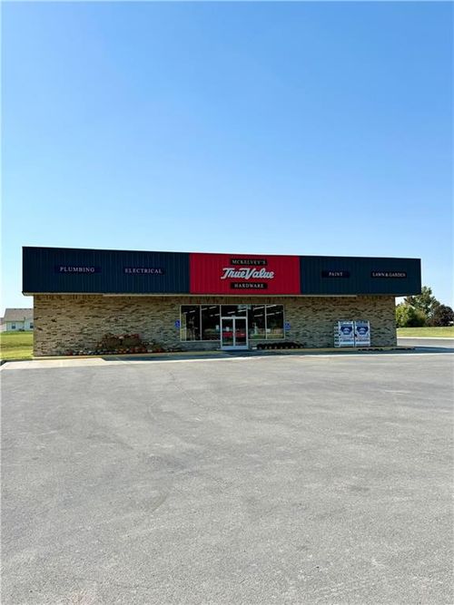 22000 S Peculiar Dr, Peculiar, MO, 64078-8793 | Card Image