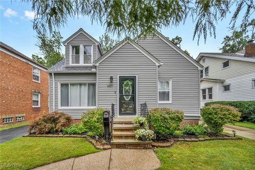 4017 W 157th St, Cleveland, OH, 44135-1231 | Card Image