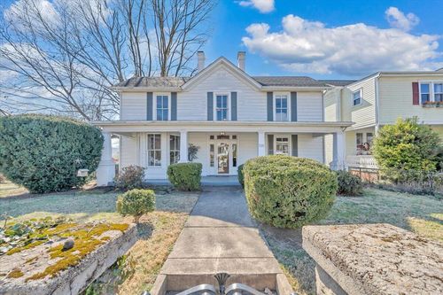 324 Pennsylvania Ave, Salem, VA, 24153-4307 | Card Image
