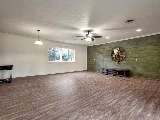 921 S Market St, House other with 3 bedrooms, 2 bathrooms and 4 parking in Grapeland TX | Image 13