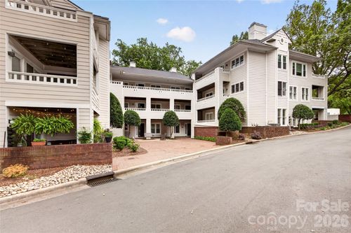 26-2715 Selwyn Ave, Charlotte, NC, 28209-1763 | Card Image
