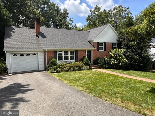 1954 Foxhall Rd, MCLEAN, VA, 22101-5535 | Card Image