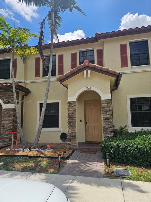 3214 Se 4th Ct, Homestead, FL, 33033-7223 | Card Image