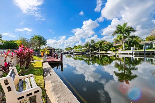 1735 Ne 23rd Ave, Fort Lauderdale, FL, 33305-2627 | Card Image