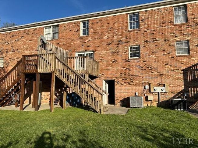 202 Rustwood Ct, Townhouse with 3 bedrooms, 2 bathrooms and null parking in Rustburg VA | Image 19