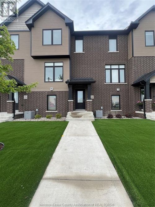 741 Brownstone Dr, Windsor, ON, N9K0A8 | Card Image