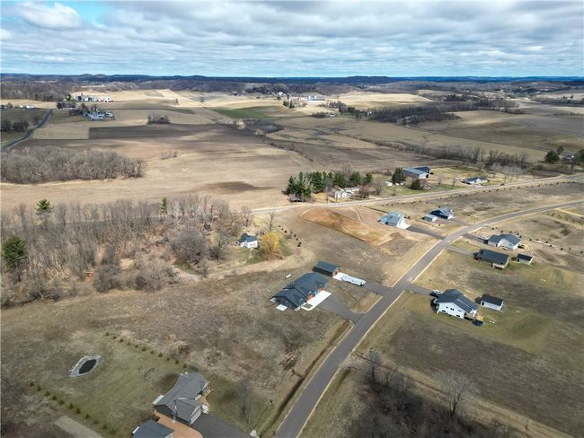 4165 667 Th Ave, House other with 3 bedrooms, 3 bathrooms and null parking in MENOMONIE WI | Image 36