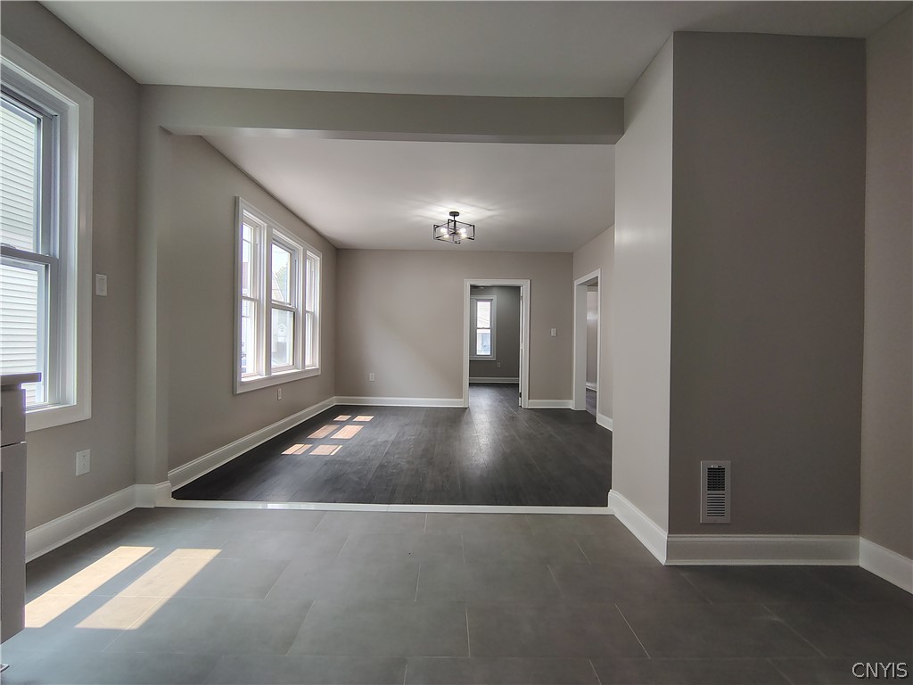 Residential Lease in Utica 5