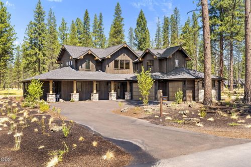432-17860 Preservation Loop, Bend, OR, 97707-2690 | Card Image