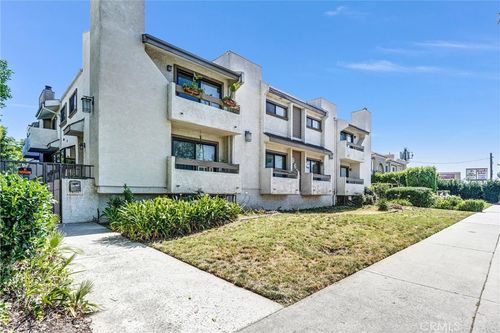 1-19620 Sherman Way, Reseda, CA, 91335 | Card Image