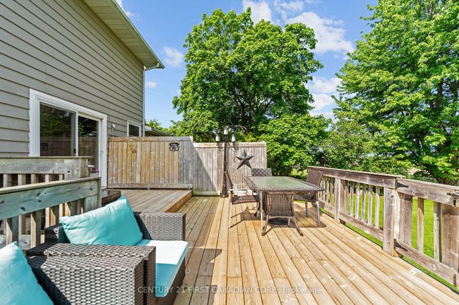 13972 Elginfield Rd, House other with 3 bedrooms, 2 bathrooms and 8 parking in Lucan ON | Image 33