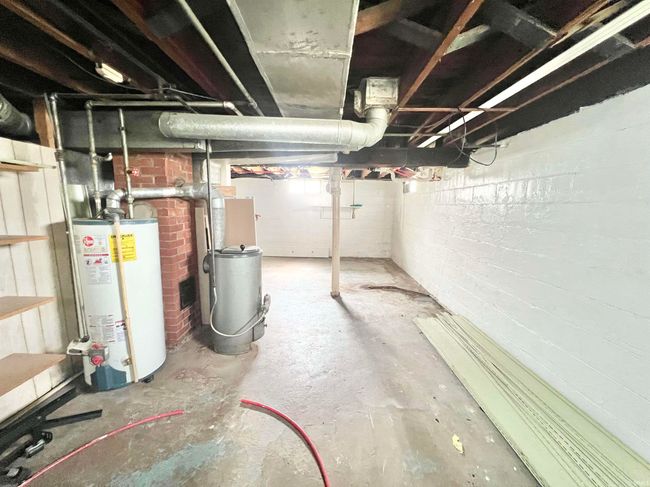 83 9 Th St, House other with 3 bedrooms, 2 bathrooms and null parking in Logansport IN | Image 20