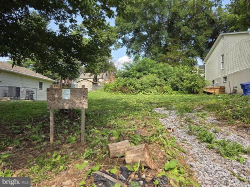 427 Cherrydale Ave, FRONT ROYAL, VA, 22630-2411 | Card Image