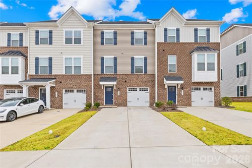 2620 Grantham Place Dr, Fort Mill, SC, 29715-6959 | Card Image