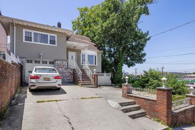 1703 81 St St, House other with 4 bedrooms, 4 bathrooms and null parking in North Bergen NJ | Image 4