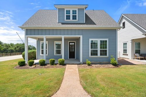 1166 Grant Wood Ave, Driftwood, TX, 78619-2008 | Card Image