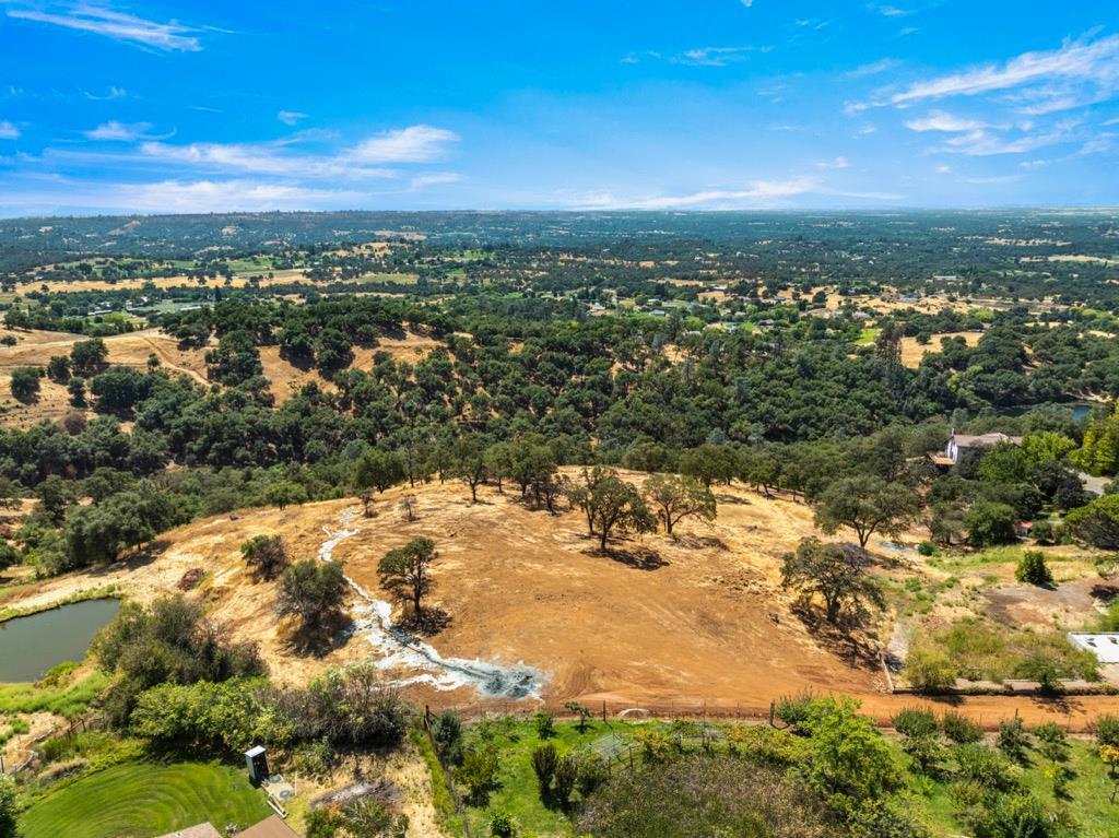 Land in Auburn 3