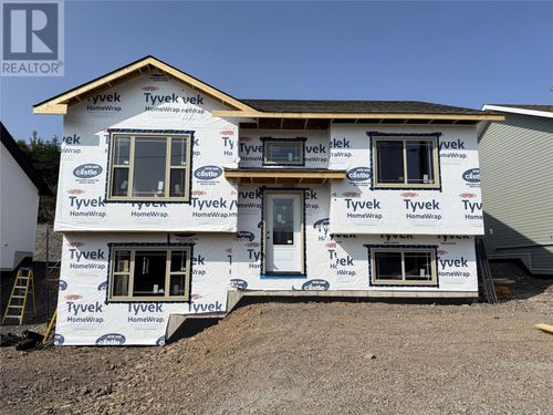 134 Spruceland Dr, Clarenville, NL, A5A0G1 | Card Image