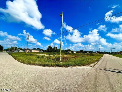 2700 42nd St Sw, Lehigh Acres, FL, 33976-7703 | Card Image