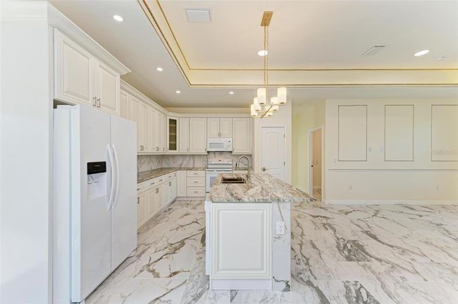 756 Bowman Ter, House other with 3 bedrooms, 2 bathrooms and null parking in PORT CHARLOTTE FL | Image 11