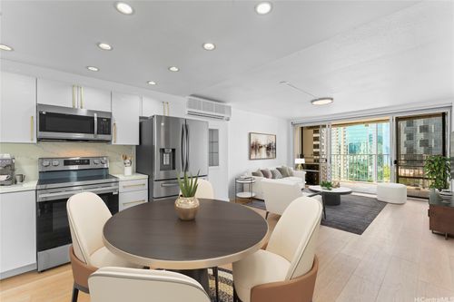 apt-1811-1350 Ala Moana Blvd, Honolulu, HI, 96814-4213 | Card Image