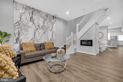 1722 N Bentalou St, BALTIMORE, MD, 21216-3703 | Card Image