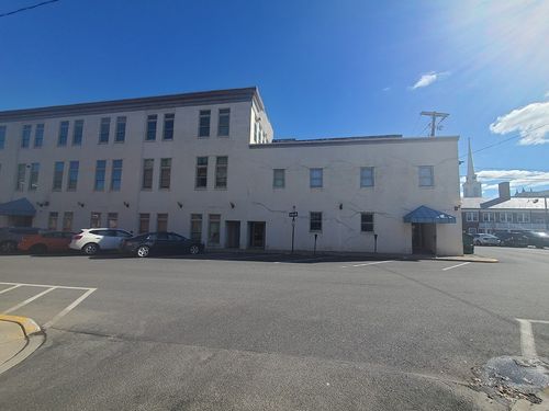 45 8th St, Indiana, PA, 15701-2714 | Card Image