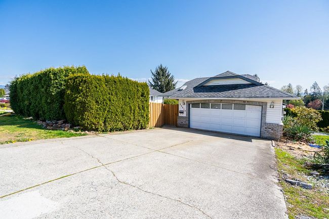 32616 Fleming Avenue, House other with 6 bedrooms, 3 bathrooms and 6 parking in Mission BC | Image 36