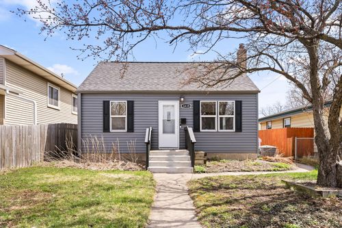 3839 2nd St Ne, Columbia Heights, MN, 55421-3733 | Card Image