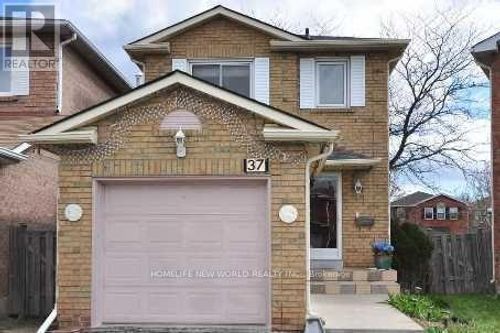 37 Hinda Lane N, Vaughan (Lakeview Estates), ON, L6J6S2 | Card Image