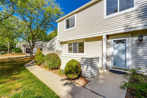 31-3247 Bay Landing Dr, Westlake, OH, 44145-4436 | Card Image